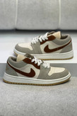 کتونی air jordan1 کرم قهوه ای