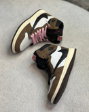 کتونی Air jordan x travis موکا