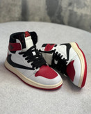 کتونی Air jordan x travis قرمز