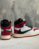 کتونی Air jordan x travis قرمز