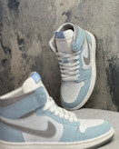 کتونی Air jordan1 high آبی طوسی