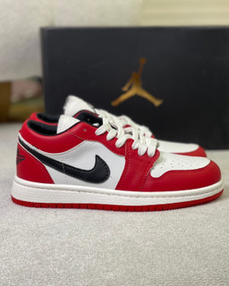 کتونی air jordan1 کد ۱۳