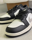 کتونی air jordan1 کد۱۴
